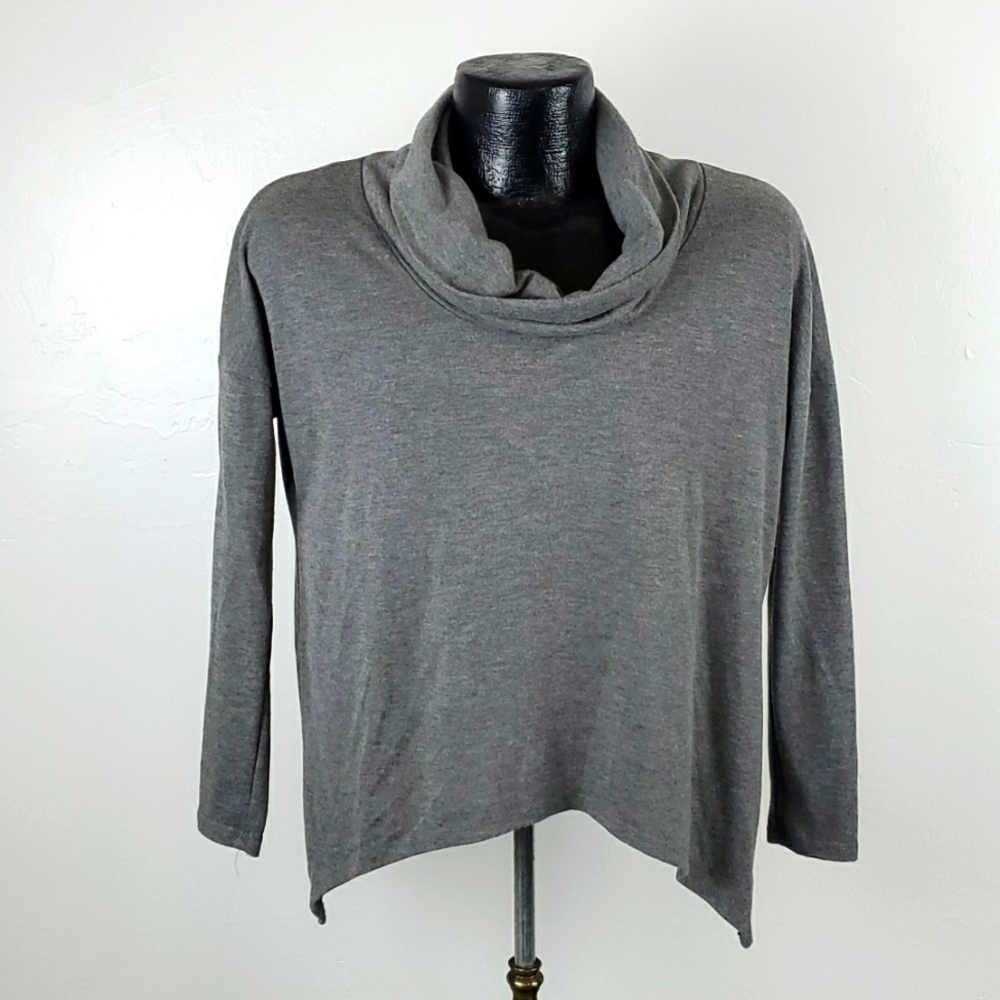 Akira Chicago Red Label knit top long sleeve cow neck gray women size M